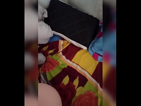 ❤️ מיין צימערמאן בלײַבט אליין אין שטוב ווייל איר מאן גייט אויף וואקאציע און איך נעם די געלעגנהייט איר צו פאקן און אנפילן איר טאָכעס מיט מילך פּאָרן ווידעא ביי אונדז ❌❤